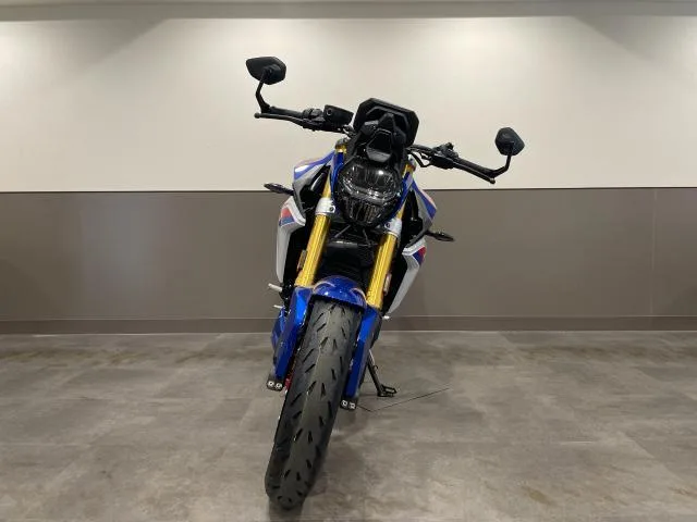 BMW F900R 2025 2025 — миниатюра 3