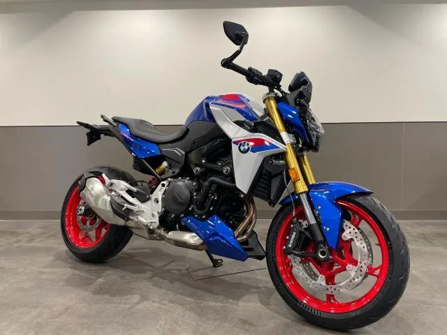 BMW F900R 2025 2025 — миниатюра 4