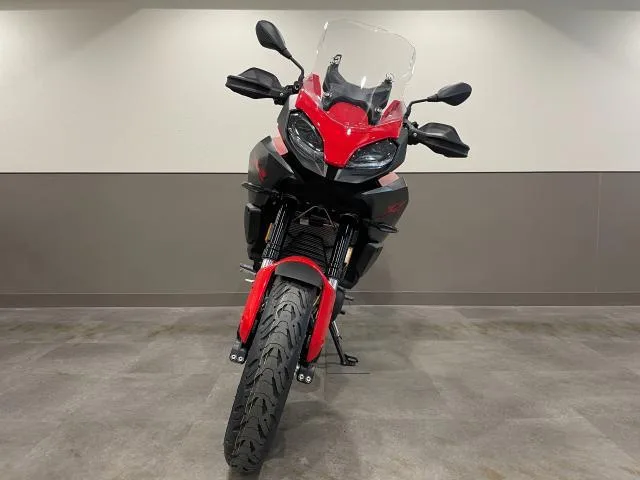 BMW F900XR 2026 — миниатюра 3