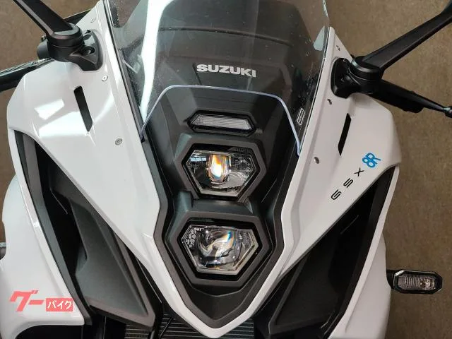 Suzuki GSX-8R 2026 — миниатюра 3