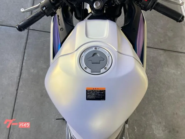 Yamaha YZF-R25 2025 — миниатюра 2
