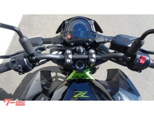 Kawasaki Z400 2023 — миниатюра 2