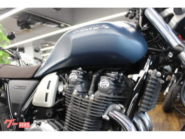 Honda CB1100RS ETCUSB 2022 — миниатюра 2