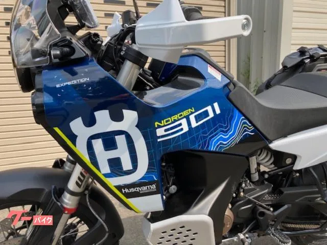 HUSQVARNA 901 2024 — миниатюра 2