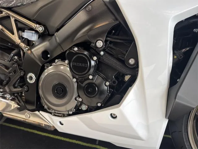Suzuki GSX-S1000GT 2026 — миниатюра 2
