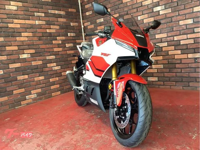 Yamaha YZF-R3 70th Anniversary Edition ABS 2026 2026 — миниатюра 3