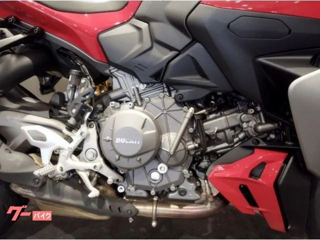 DUCATI V2 S 2025 — миниатюра 3