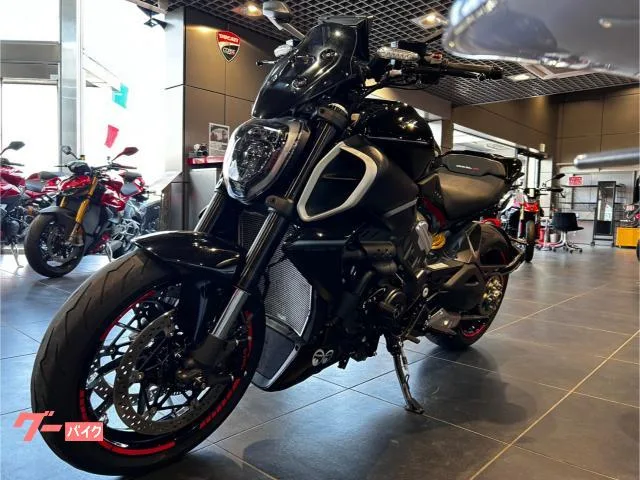 DUCATI V4 2023 — миниатюра 3