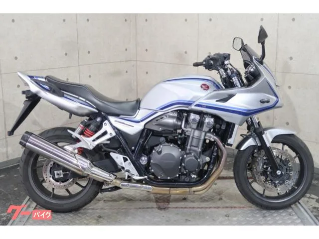Honda CB1300Super SC54 73215 2023 — фото 1, купить с доставкой в Москву
