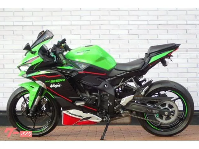 Kawasaki Ninja ZX-25R SE USB 2022 — миниатюра 2