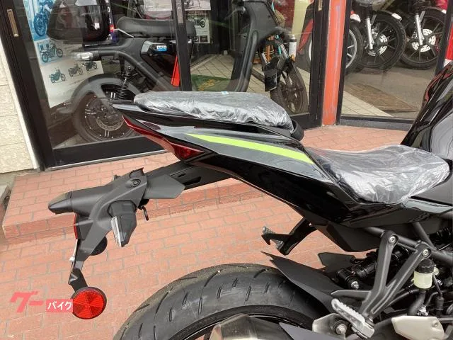 Kawasaki Ninja ZX-25R SE 2026 8BK-ZX250H 2026 — миниатюра 2