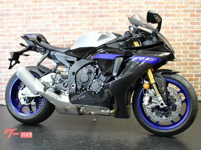 Yamaha YZF-R1M 2022 — миниатюра 2