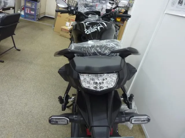 Suzuki GSX-S1000GT 2026 — миниатюра 4