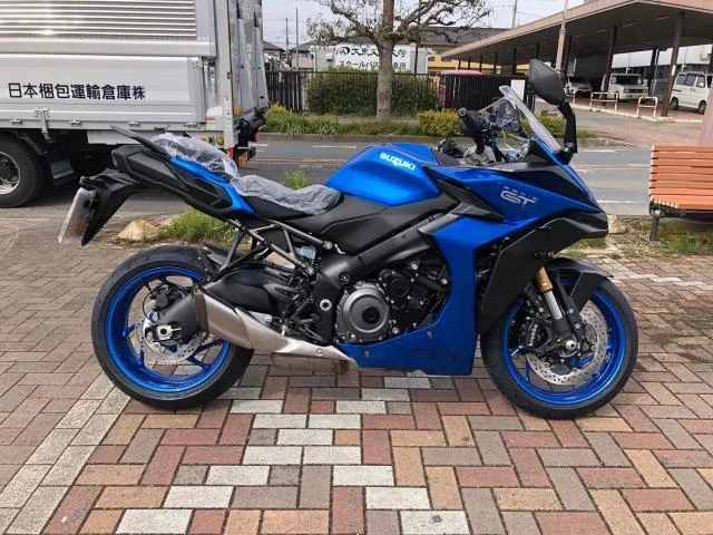 Suzuki GSX-S1000GT 2026 — фото 1, купить с доставкой в Москву