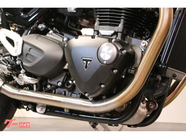 TRIUMPH 1200RS 2025 — миниатюра 2