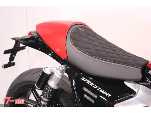 TRIUMPH 1200 2025 — миниатюра 3