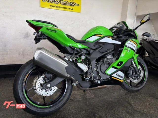 Kawasaki Ninja ZX-4RR ABS 6MT 2025 — миниатюра 3
