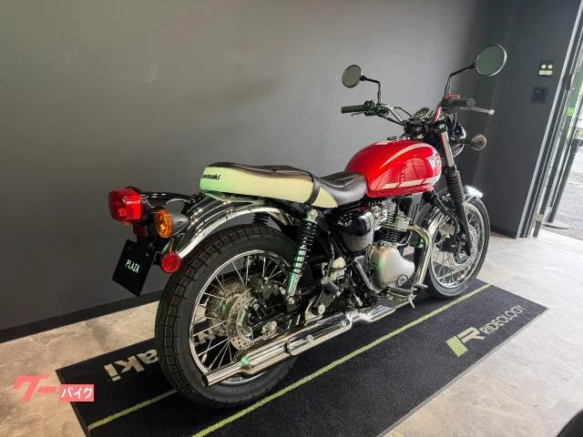 Kawasaki W230 2026 — миниатюра 3