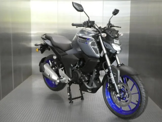 Yamaha FZS-FI DELUXE INDIA 2022 2022 — фото 1, купить с доставкой в Москву