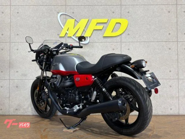 MOTO GUZZI V7 2023 — миниатюра 5