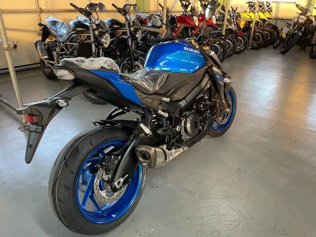 Suzuki GSX-S1000 2026 — миниатюра 3