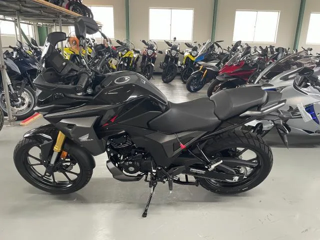 Honda NX200 TFT 2025 — миниатюра 2