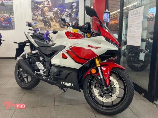 Yamaha YZF-R25 70th Anniversary Edition ABS 2026 2026 — фото 1, купить с доставкой в Москву