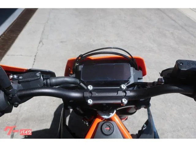 KTM 690SMC R 2026 2026 — миниатюра 5