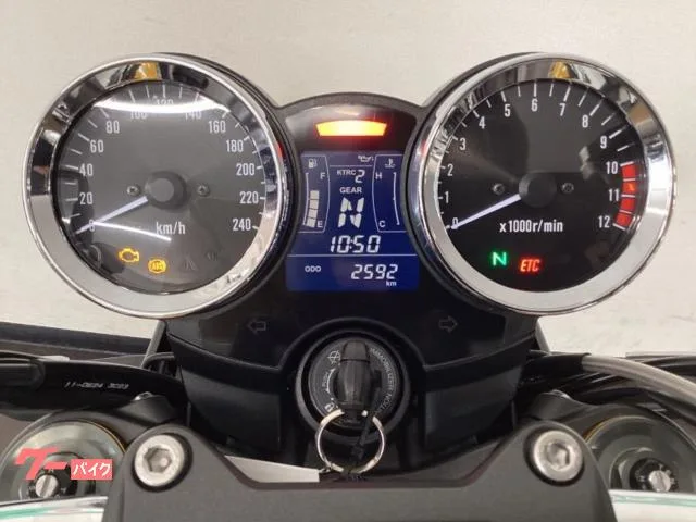 Kawasaki Z900RS SE 2023 — миниатюра 5