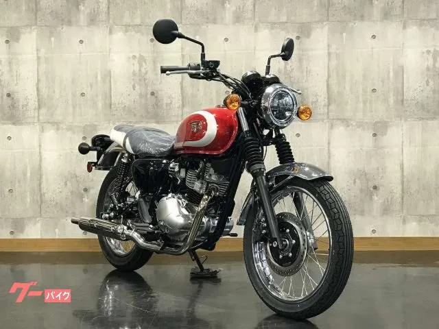 Kawasaki W230 2026 — миниатюра 3