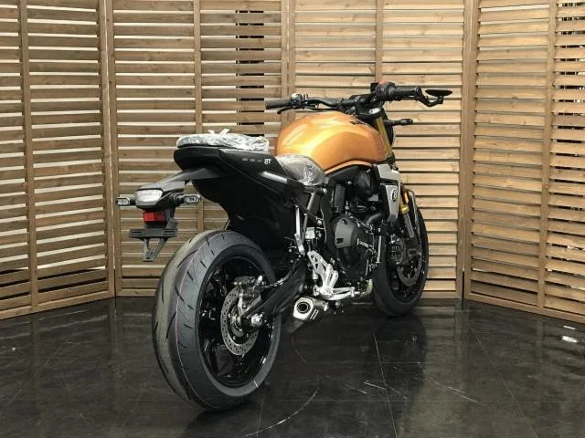 Suzuki GSX-8T 2026 — миниатюра 4