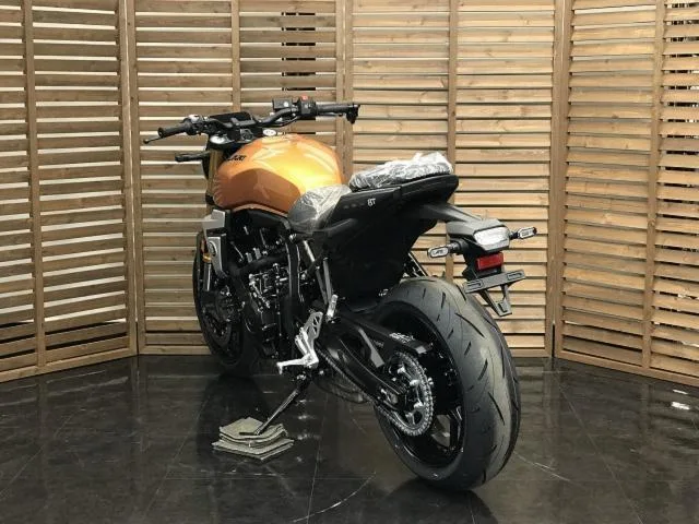 Suzuki GSX-8T 2026 — миниатюра 5