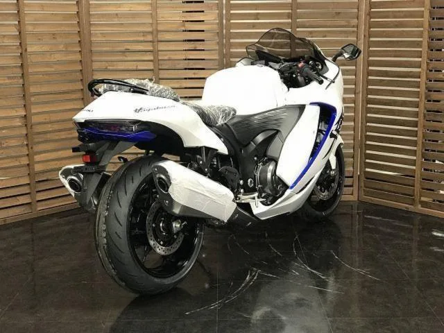 Suzuki (GSX1300R Hayabusa) 2026 — миниатюра 4