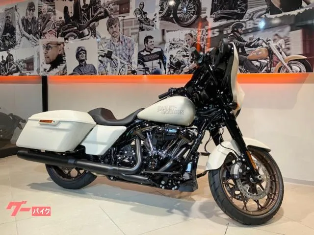 HARLEY-DAVIDSON FLHXST ST 2023 — миниатюра 2