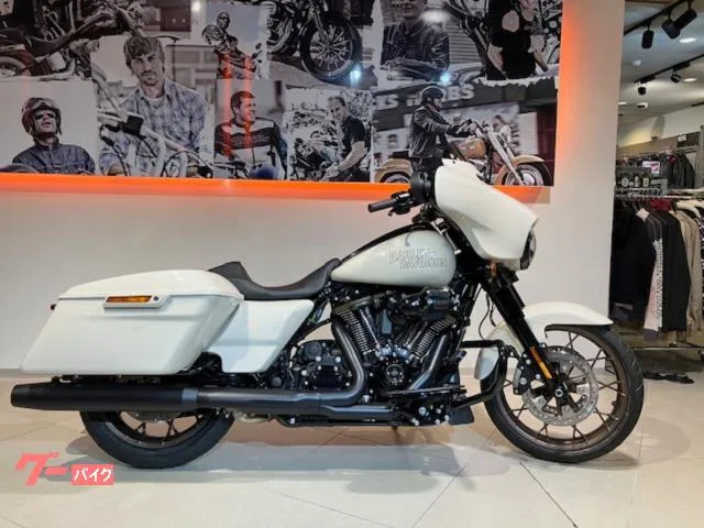 HARLEY-DAVIDSON FLHXST ST 2023 — миниатюра 3