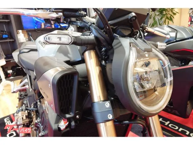 Honda CB650R E-Clutch 2025 — миниатюра 4