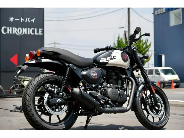 ROYAL ENFIELD 350 2025 USB-C 2025 — миниатюра 3