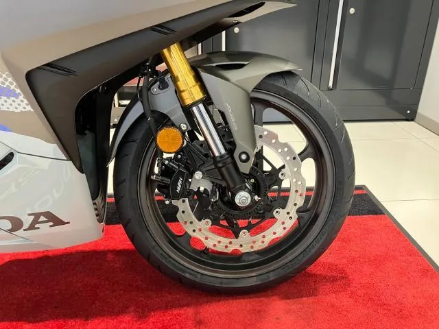 Honda CBR250RR ABS 8BK-MC51 2025 — миниатюра 3