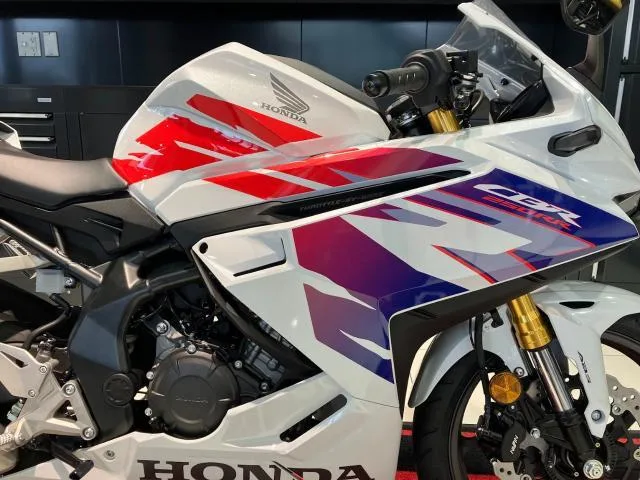 Honda CBR250RR ABS 8BK-MC51 2025 — миниатюра 4