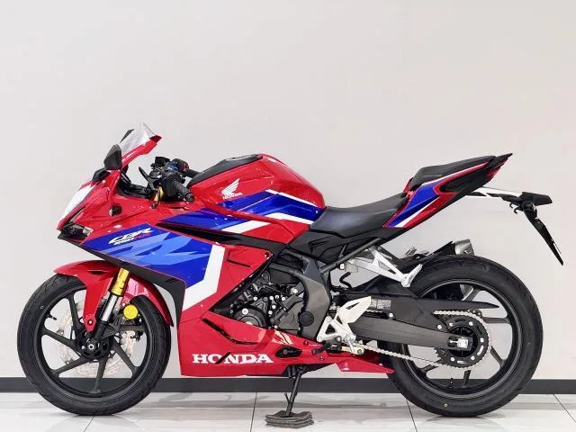 Honda CBR250RR 2025 2025 — миниатюра 4