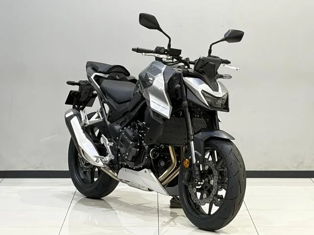 Honda CB750 E-Clutch ETC2.0 M 2026 — миниатюра 3