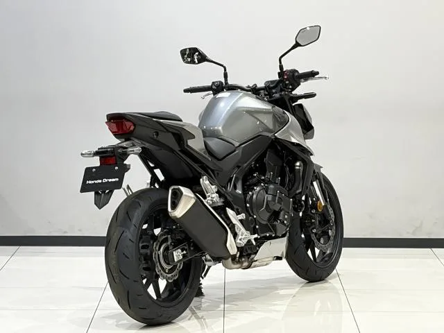 Honda CB750 E-Clutch ETC2.0 M 2026 — миниатюра 4