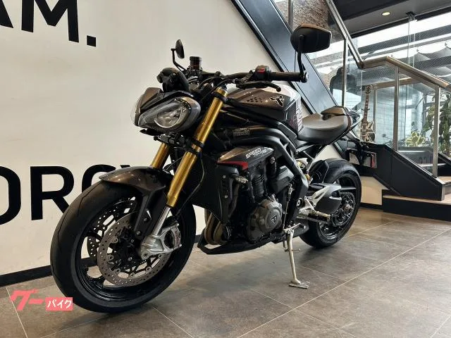 TRIUMPH 1200RS 2025 — миниатюра 4
