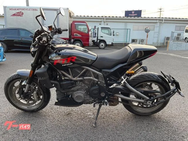 INDIAN FTR1200 S Black Metallic 2023 — миниатюра 3