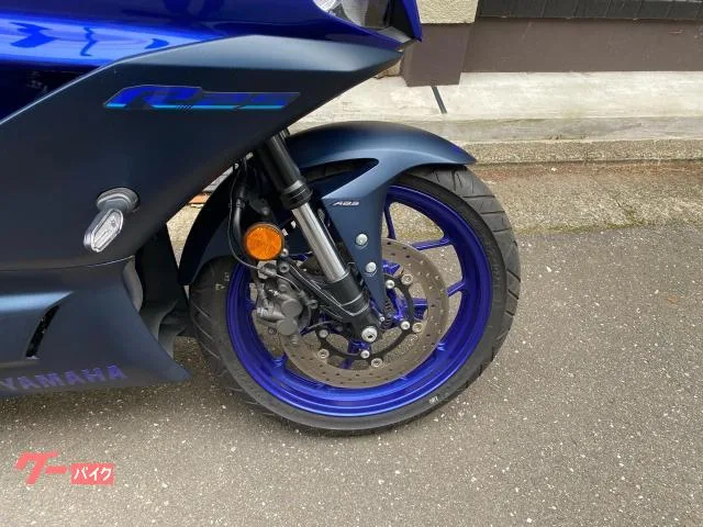 Yamaha YZF-R25 2022 WRS USB 2022 — миниатюра 2