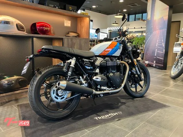 TRIUMPH 900 2026 — миниатюра 3