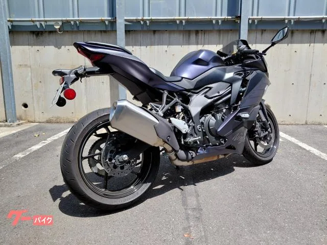Kawasaki Ninja ZX-25R SE ABS KTRC 2025 — миниатюра 3