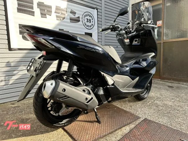 Honda PCX160 2023 KF47 2023 — миниатюра 3