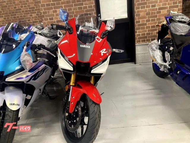 Yamaha YZF-R3 70ThAnniversaryEdition ABS 2026 — миниатюра 2