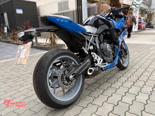 Suzuki GSX-8R 2025 — 2